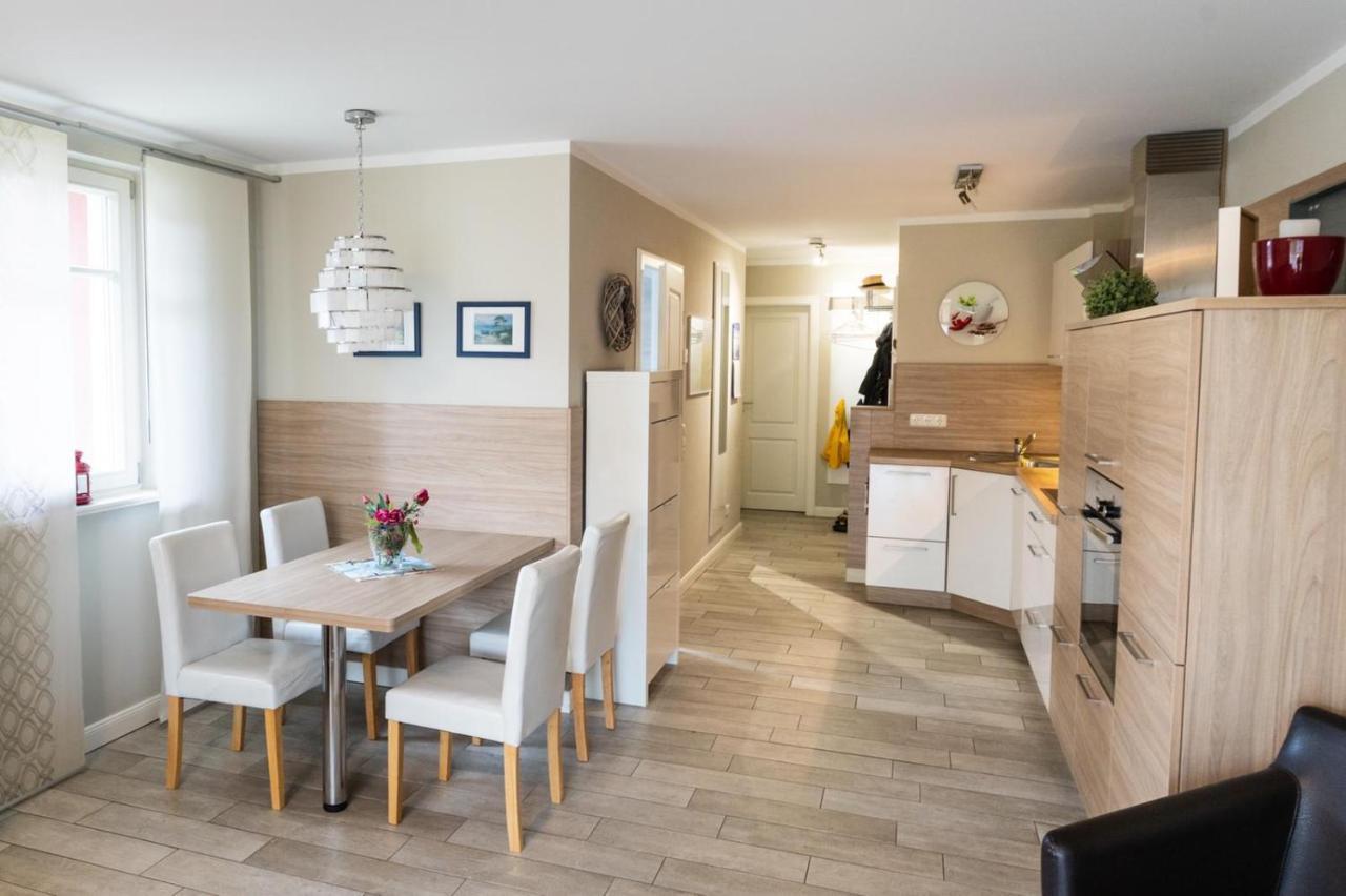 Ferienwohnung Strandgut - Kavelweg 9 - Ostseeheilbad Zingst Exterior foto